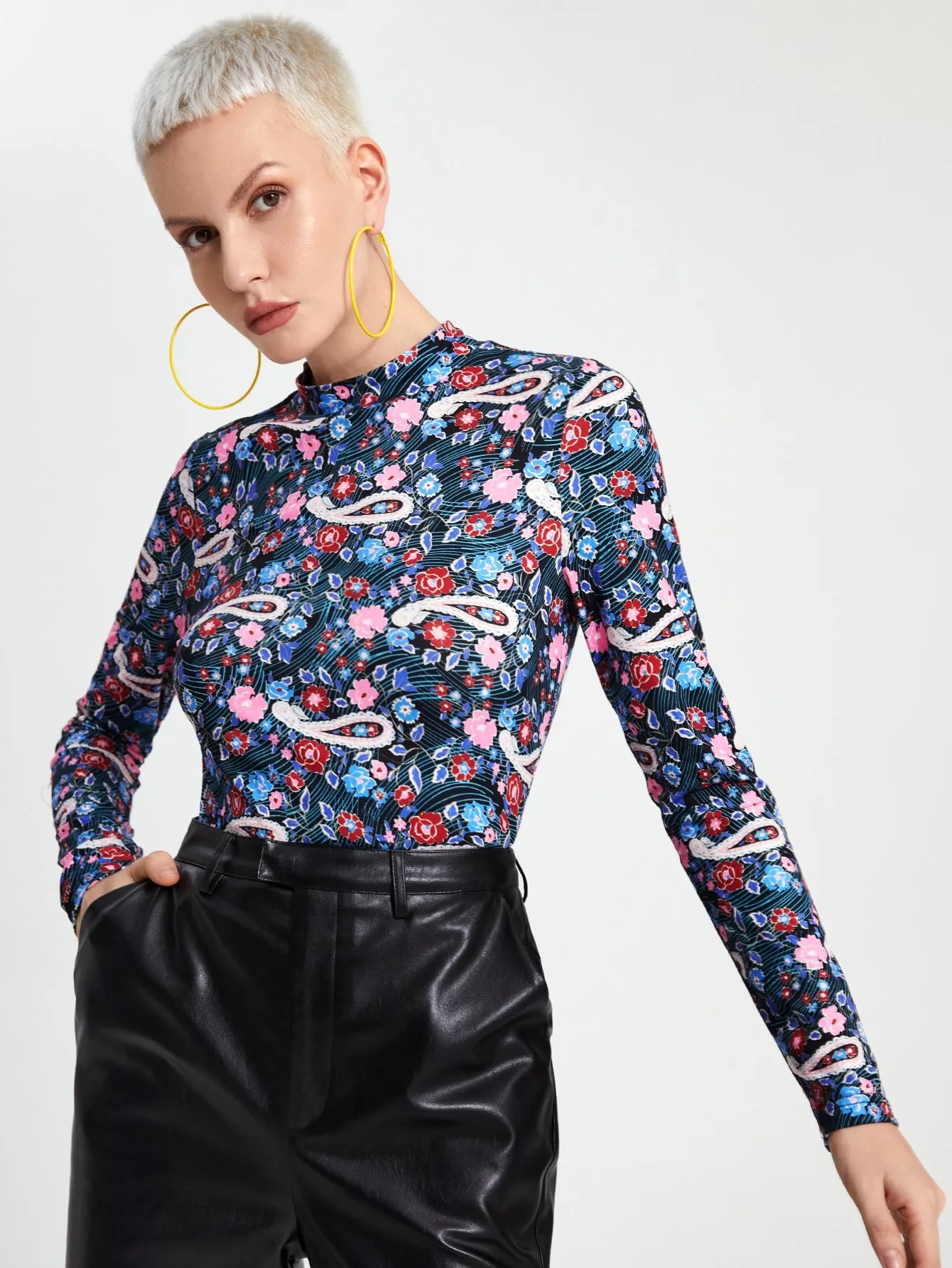 Elegant Paisley Long Sleeve Stand Collar Regular Women T-Shirt