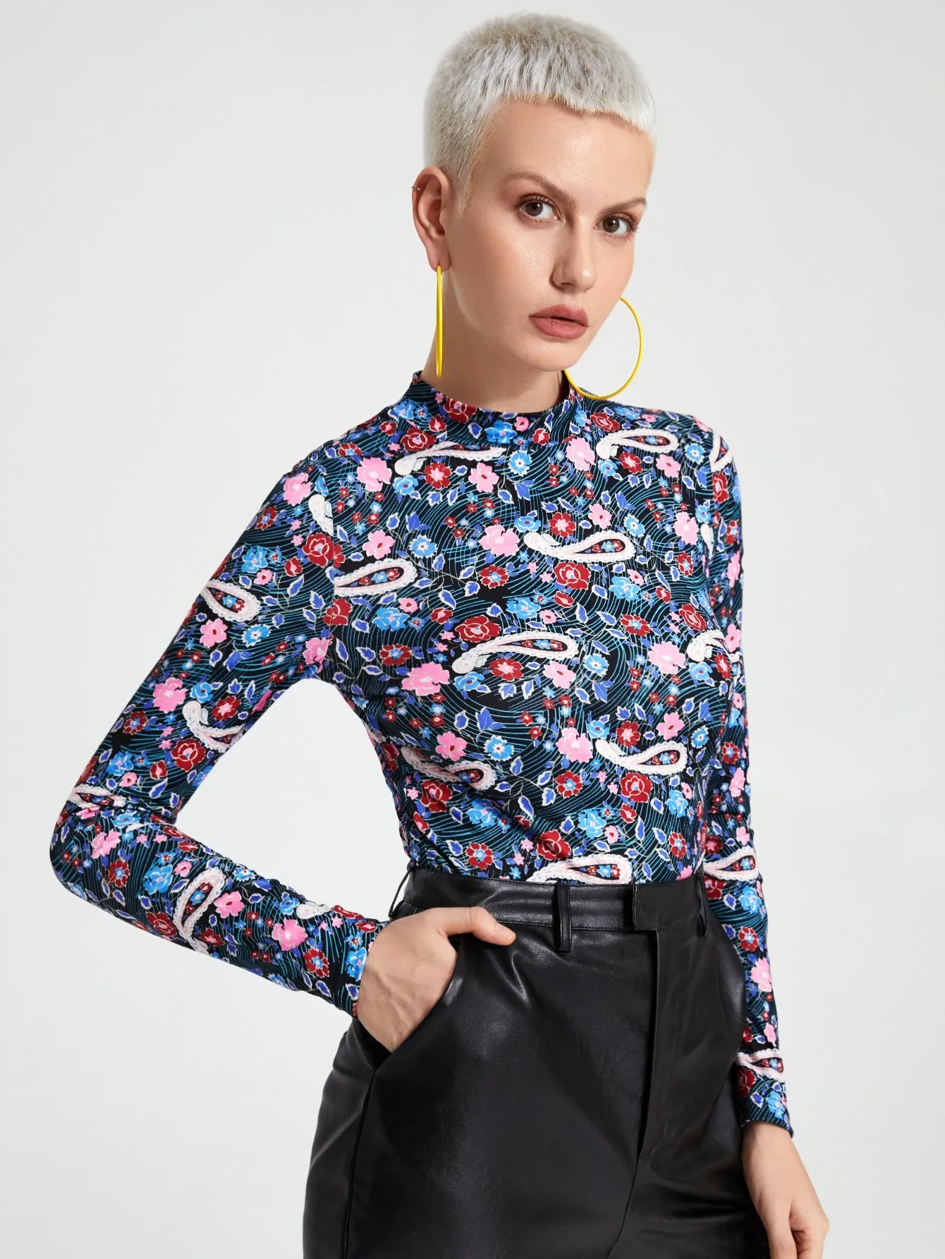 Elegant Paisley Long Sleeve Stand Collar Regular Women T-Shirt