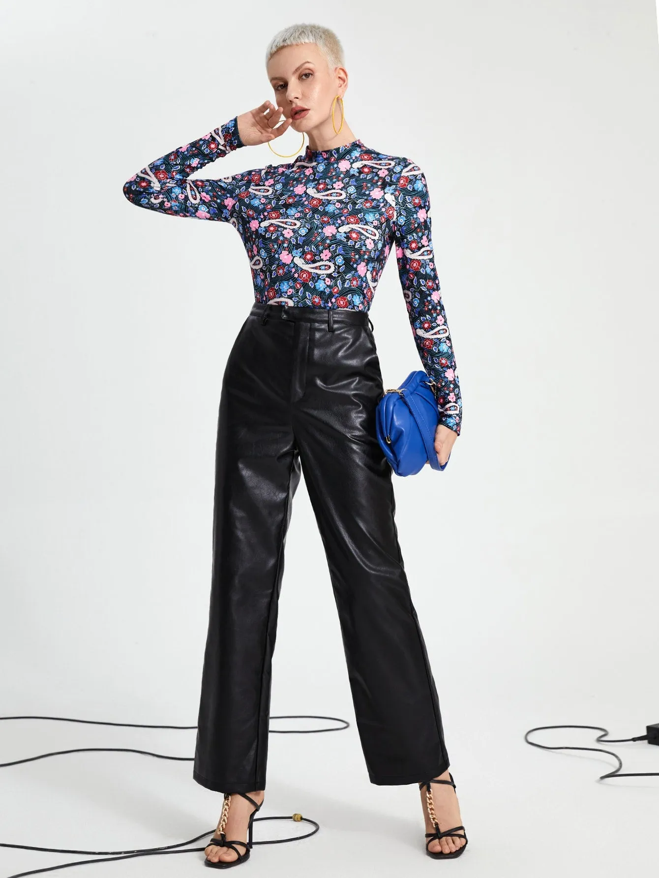 Elegant Paisley Long Sleeve Stand Collar Regular Women T-Shirt