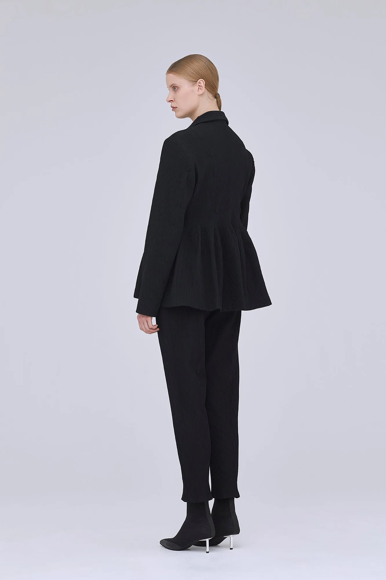 SOFT HYPHA TAPERED PANTS
